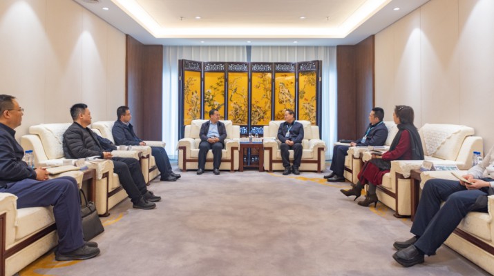 众博·官方版网站登录入口_众博（中国）文旅集团与张家川县座谈交流
